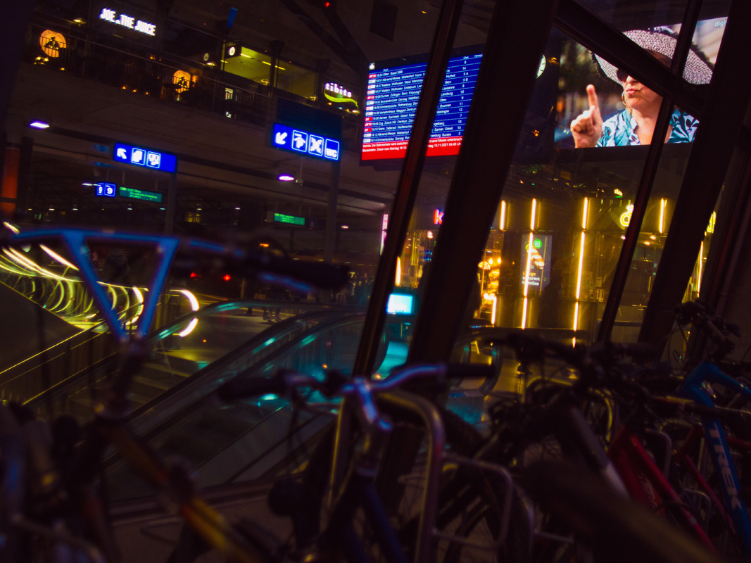 Citylife streetphotography Colors